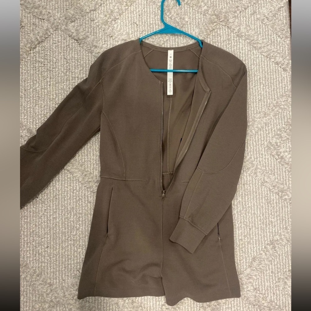 Lululemon romper